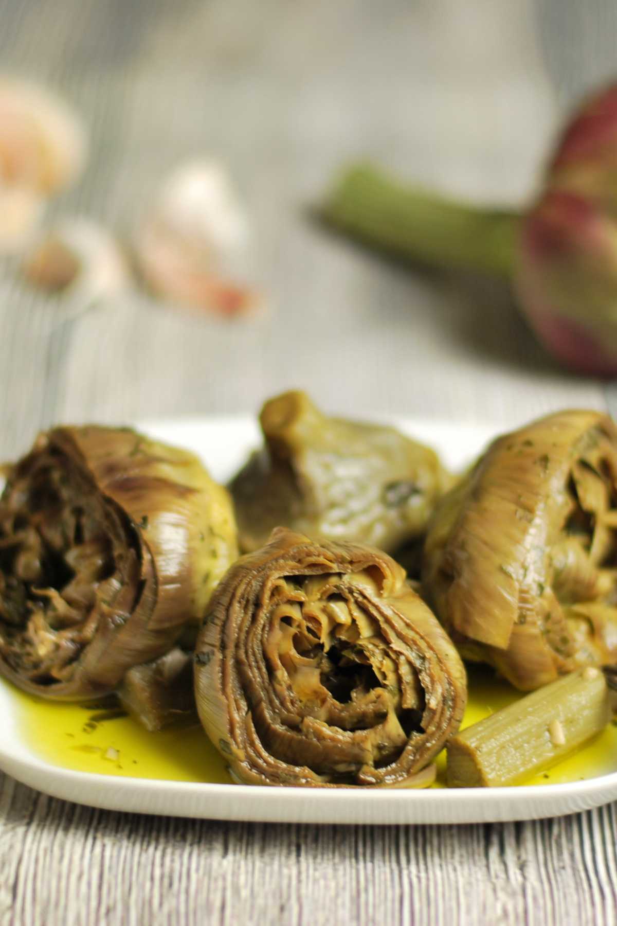 roman style artichokes