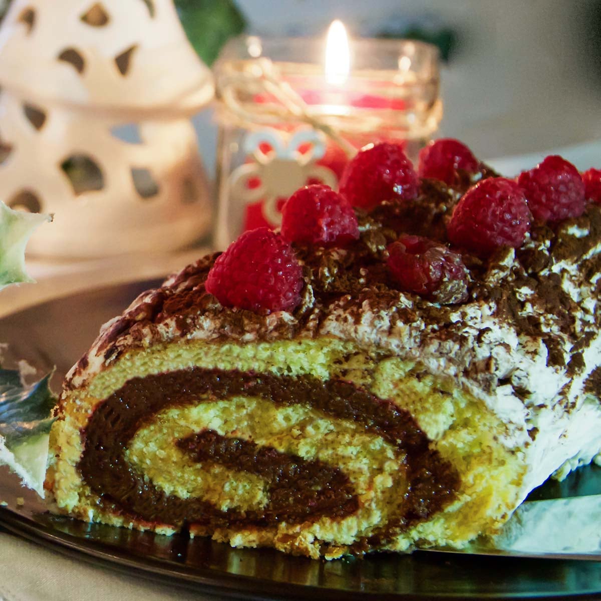 Nutella Cake Roll (Soft and Fluffy Italian Roll Cake)