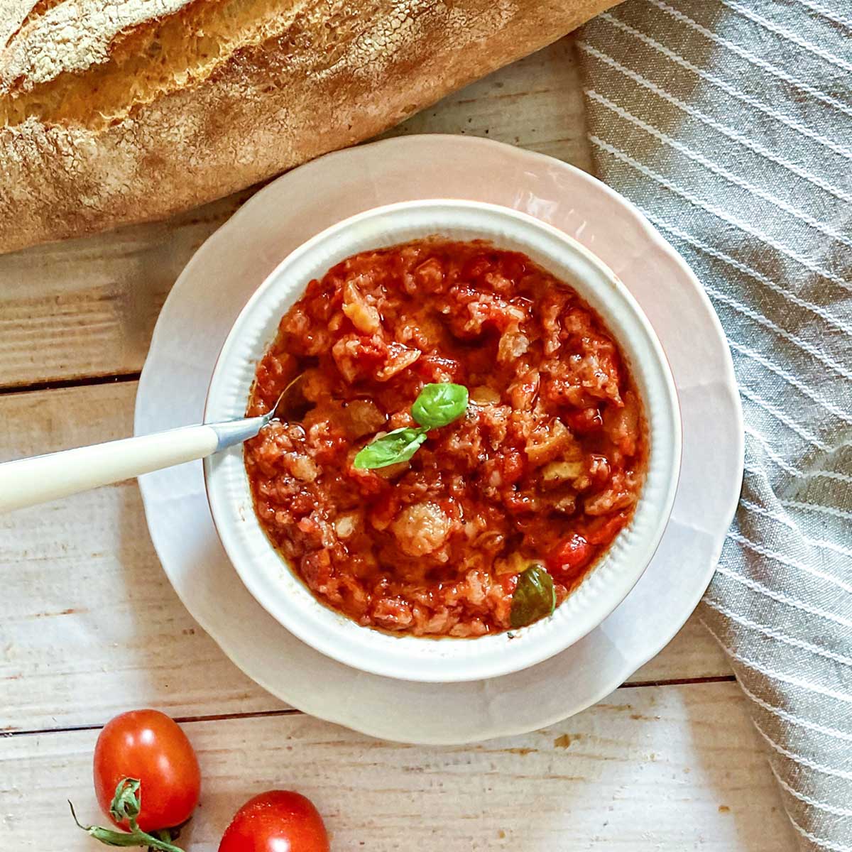 Pappa al Pomodoro (Tuscan Tomato Bread Soup)