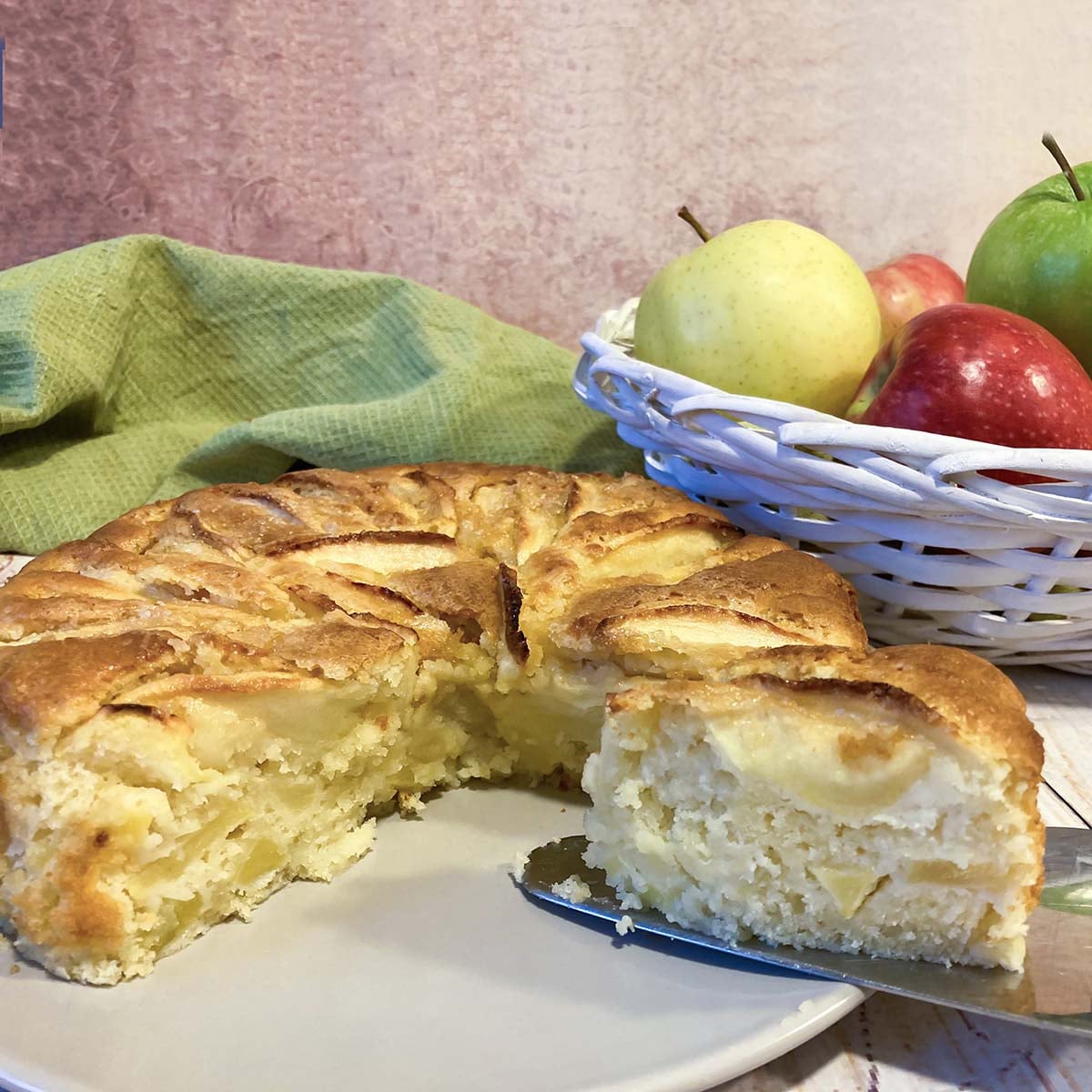 Torta di Mele (Classic Italian Apple Cake)