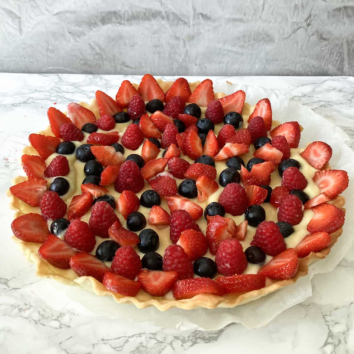 Italian Fruit Tart (Crostata di Frutta)