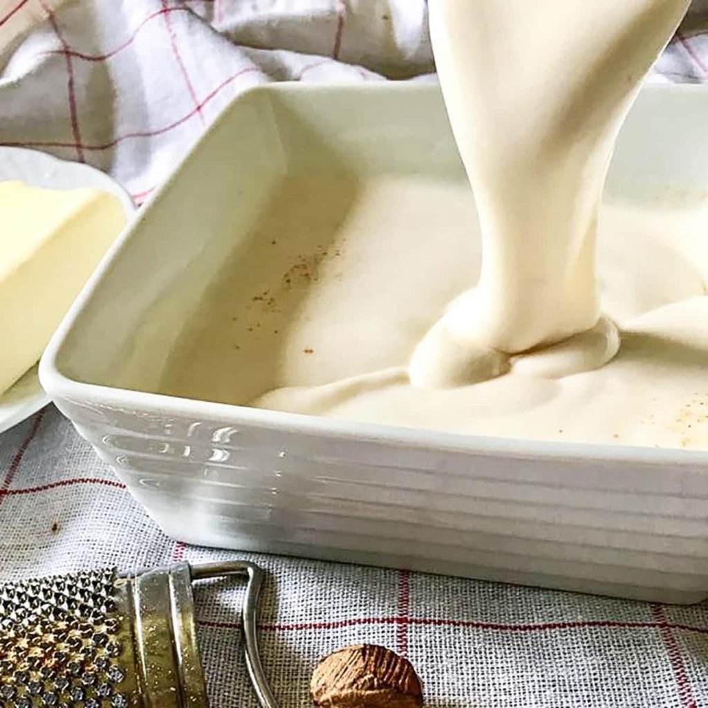 Béchamel Sauce (Besciamella) - A Classic Italian White Sauce - Recipes ...