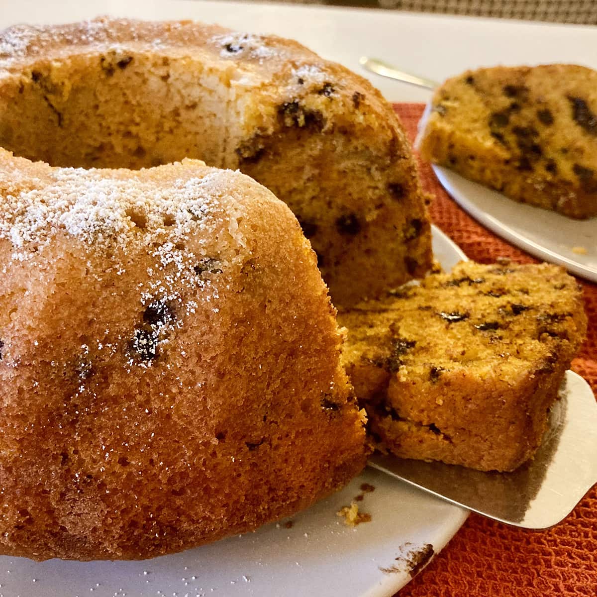 Pumpkin Bundt Cake with Amaretti and Chocolate