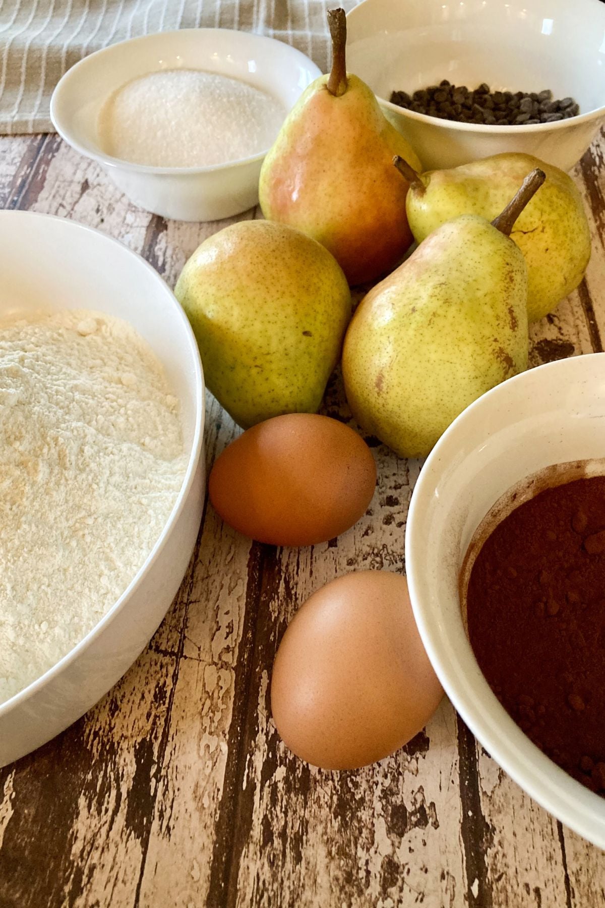 chocolate pear cake ingredients