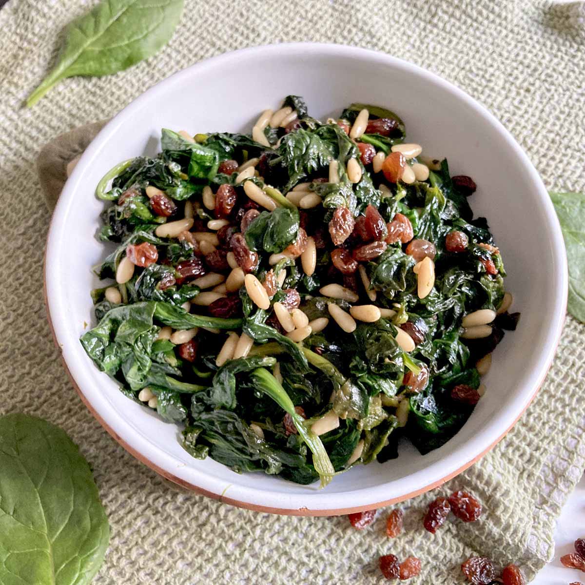 Spinaci alla Romana (Roman Style Spinach Recipe)