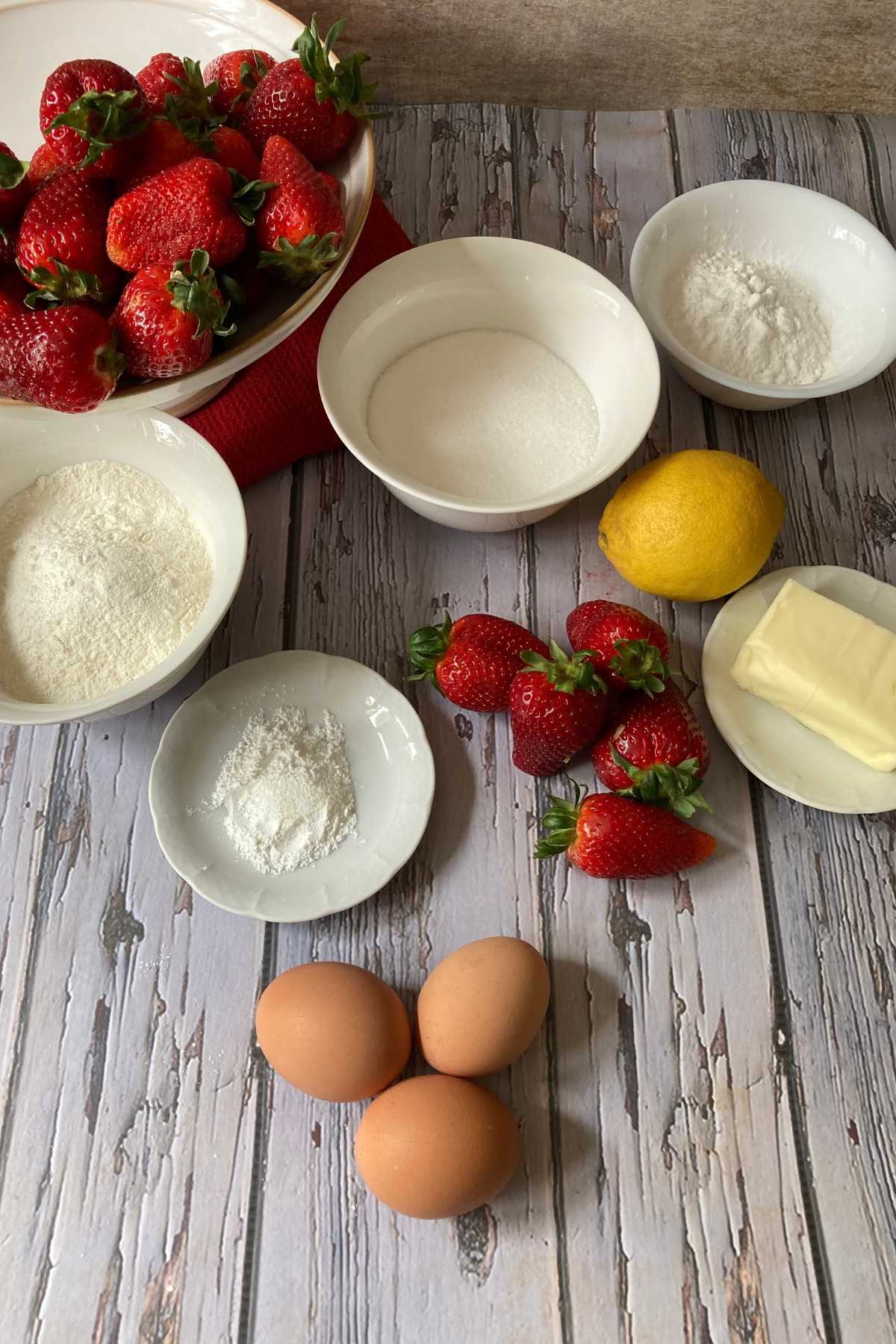 ingredients for Italian strawberry cake made with fresh strawberries