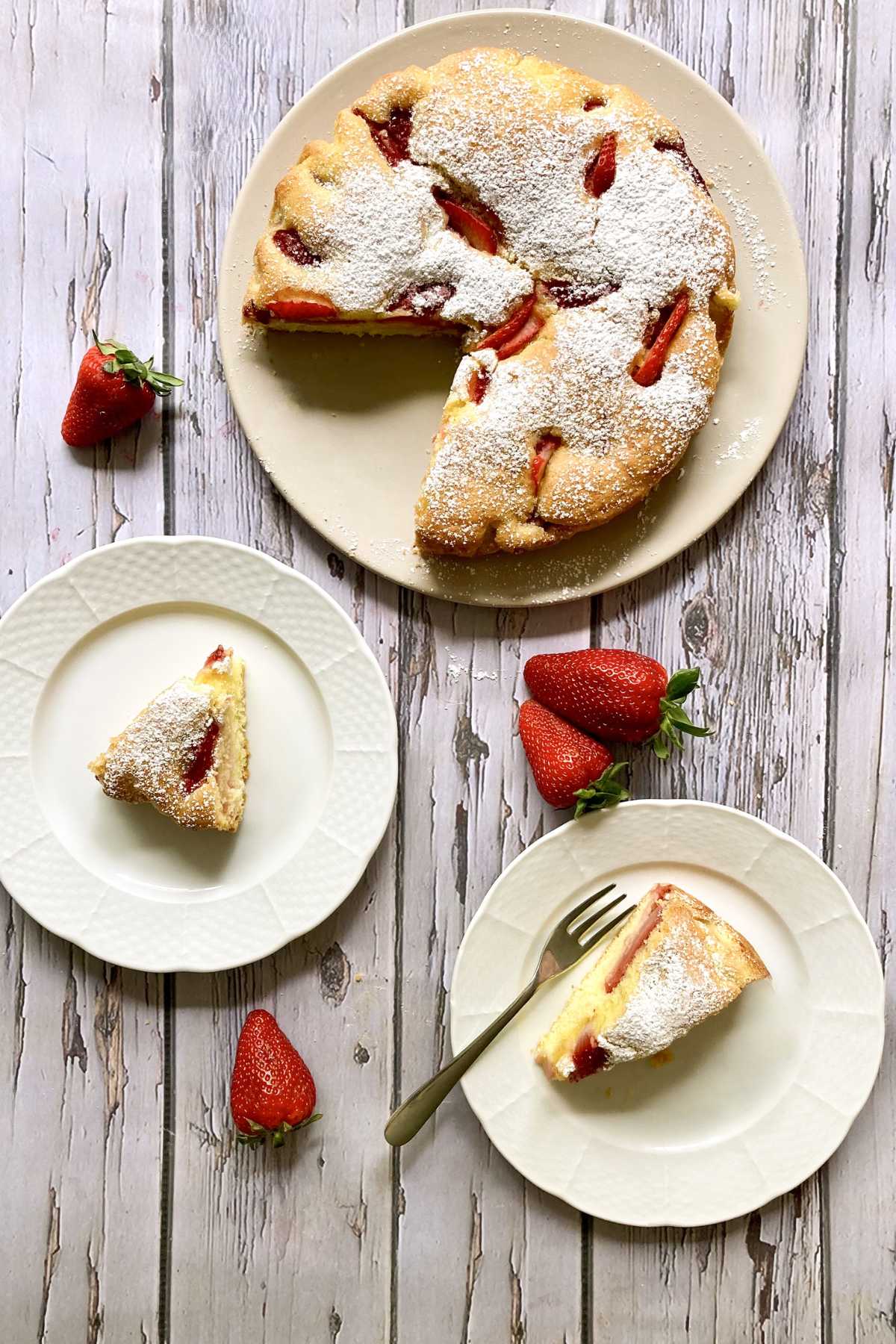 Italian strawberry cake
