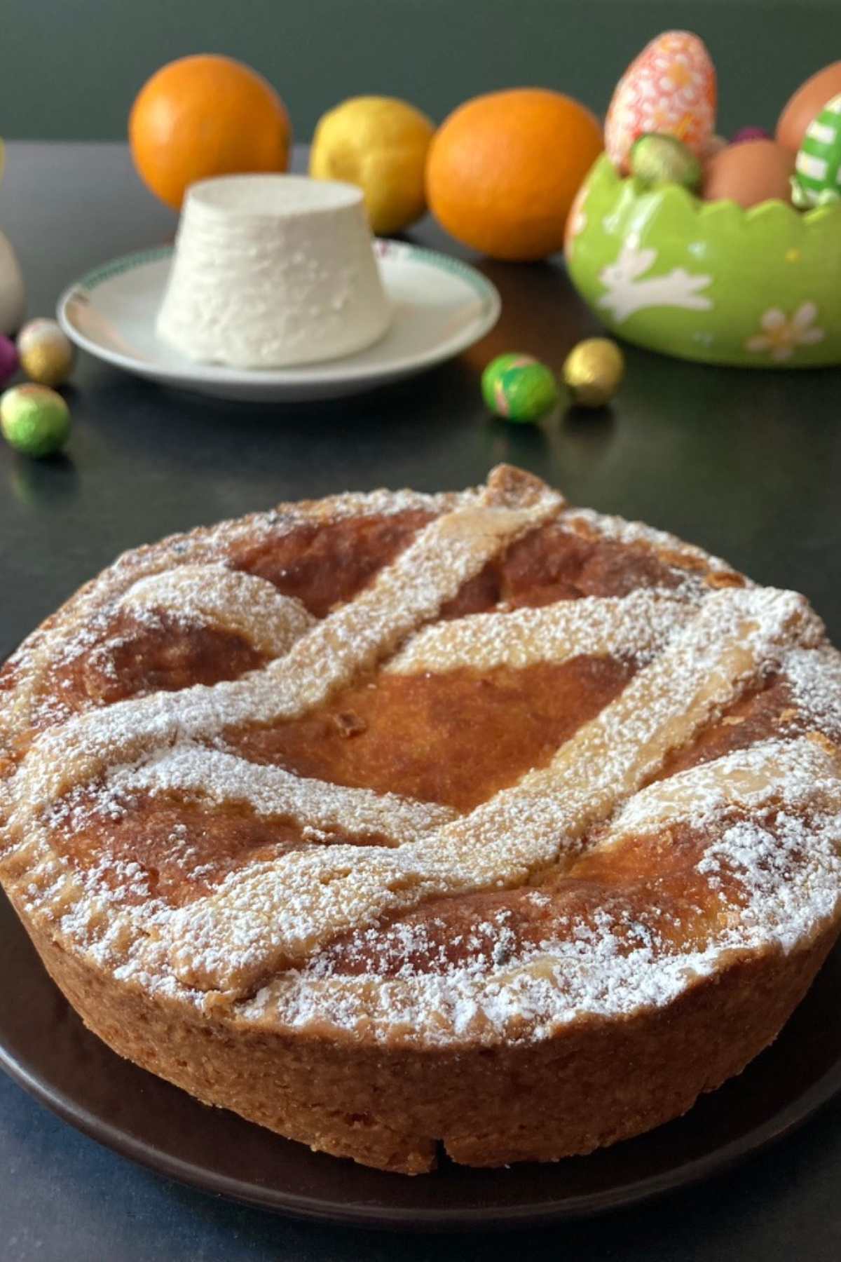 pastiera napoletana - Italian Easter grain pie
