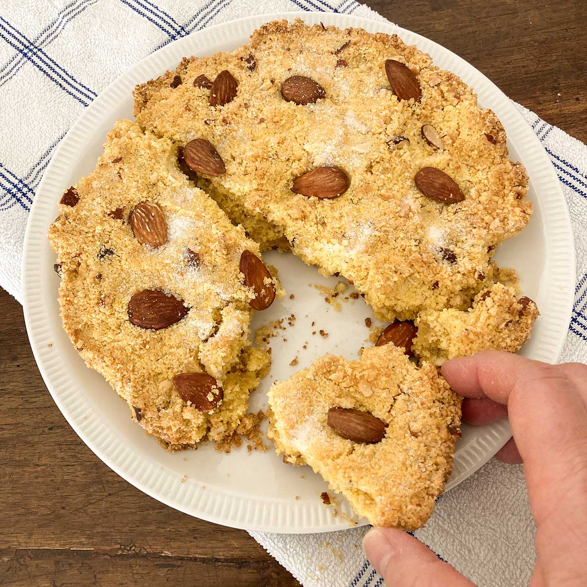 Italian Sbrisolona Cake Recipe-image