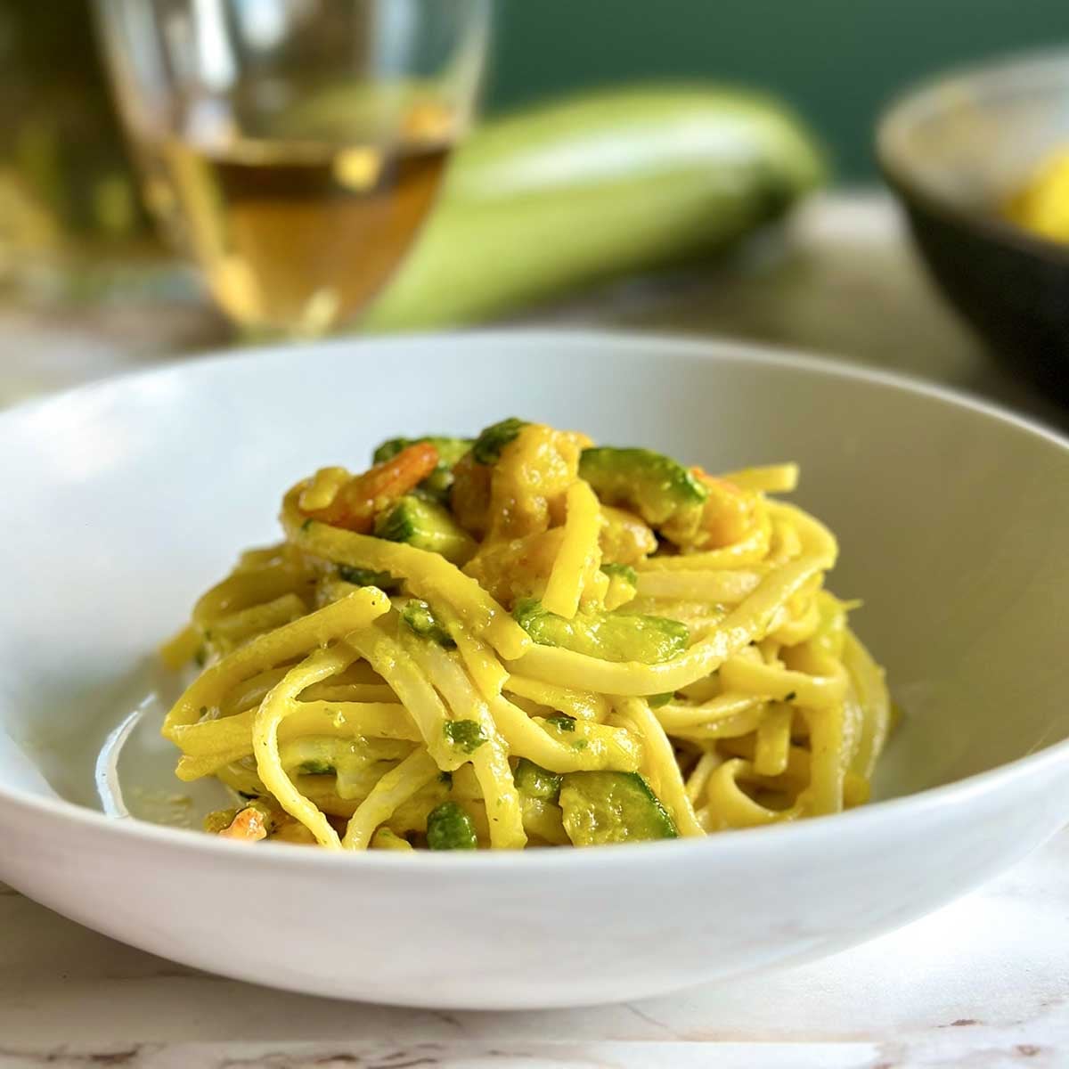 Linguine with Zucchini, Shrimp and Saffron