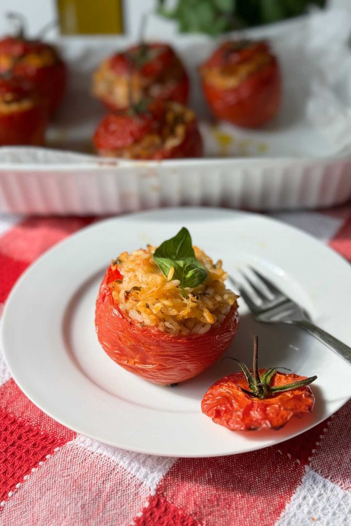 Roman Rice Roman Rice-stuffed Tomatoes (Pomodori al Riso) - Recipes from Italy