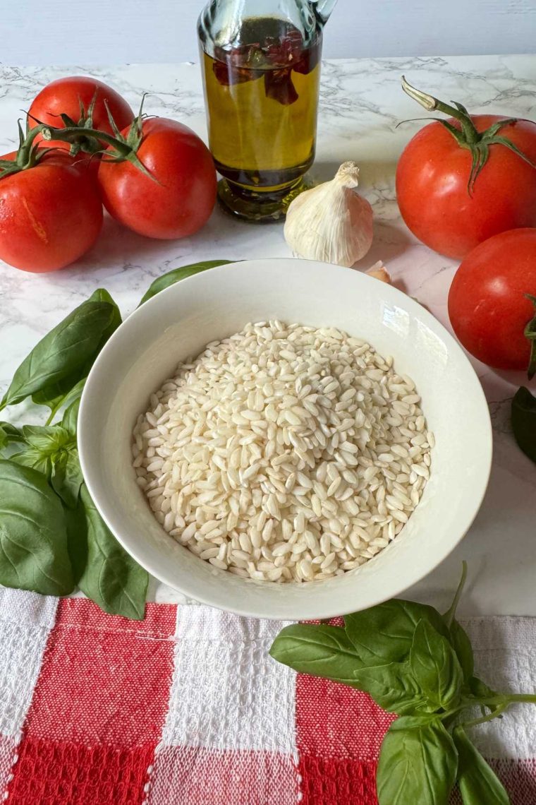 Roman Rice Roman Rice-stuffed Tomatoes (Pomodori al Riso) - Recipes from Italy