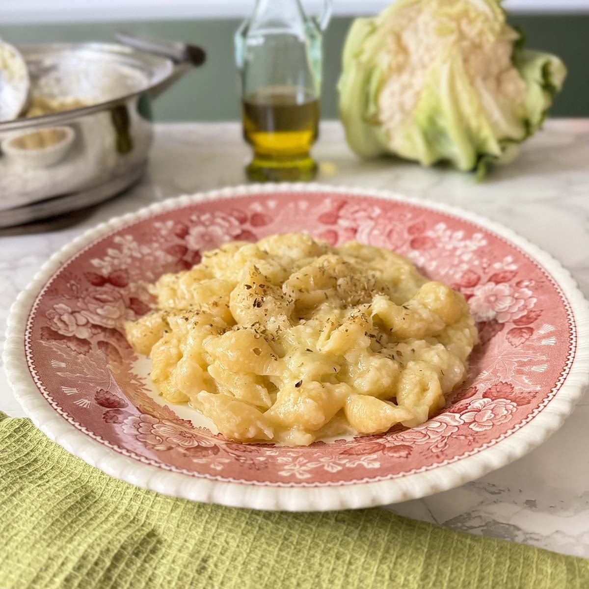 Creamy Pasta with Cauliflower – Neapolitan Style