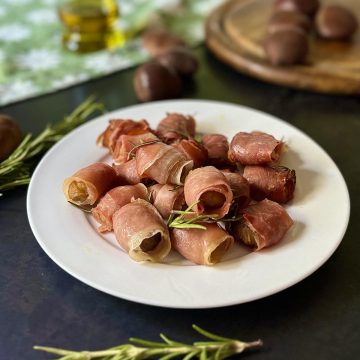 speck wrapped chestnuts