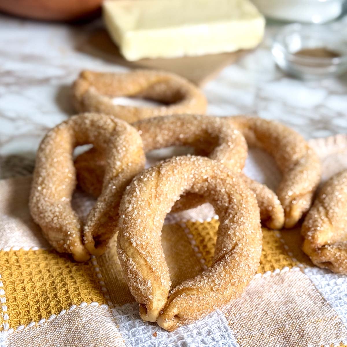 Torcetti al Burro (Traditional Italian Butter Cookies)