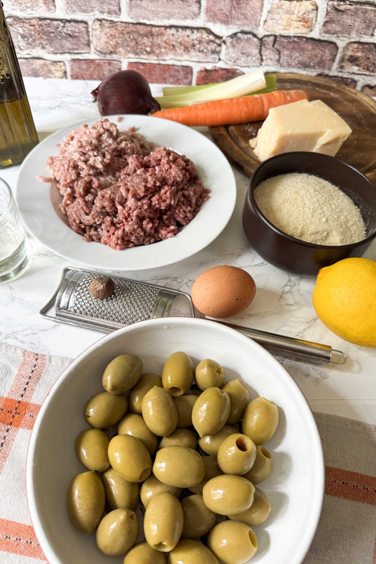 Italian stuffed fried olives ingredients