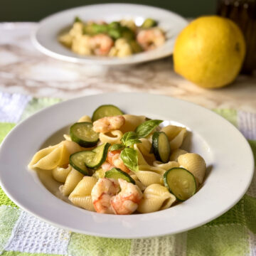 shrimp pasta salad with zucchini and lemon
