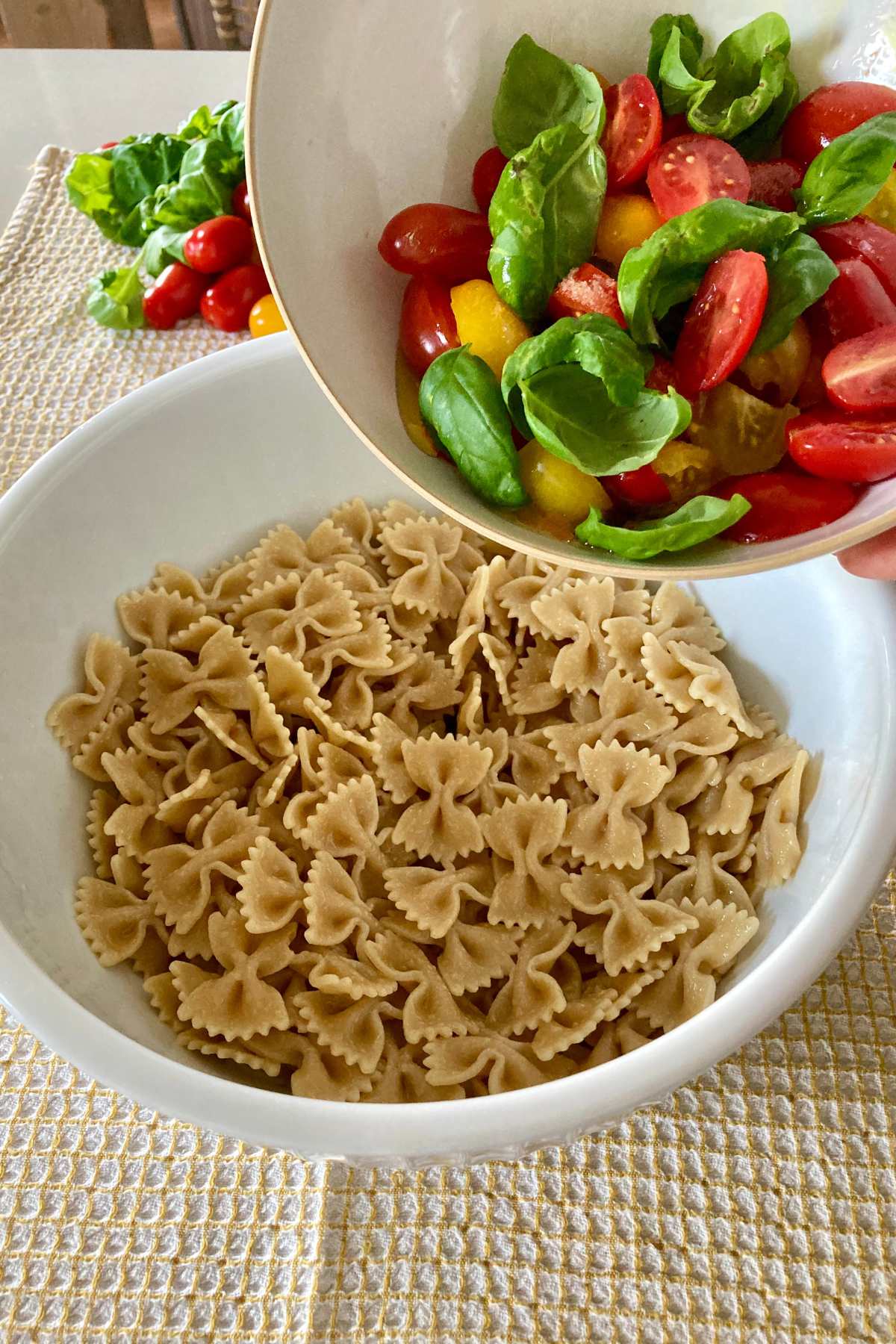 Farfalle Pasta Salad With Cherry Tomatoes And Basil Recipes From Italy