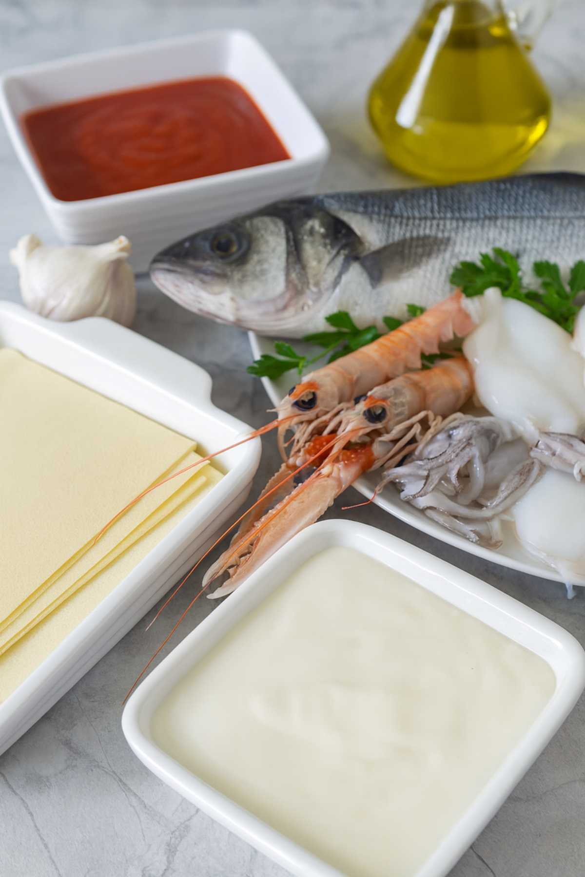 Italian seafood lasagna ingredients
