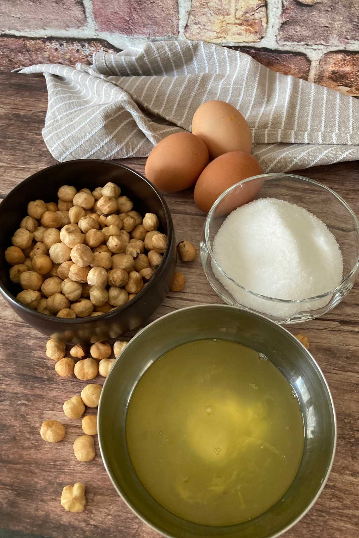 brutti ma buoni ingredients