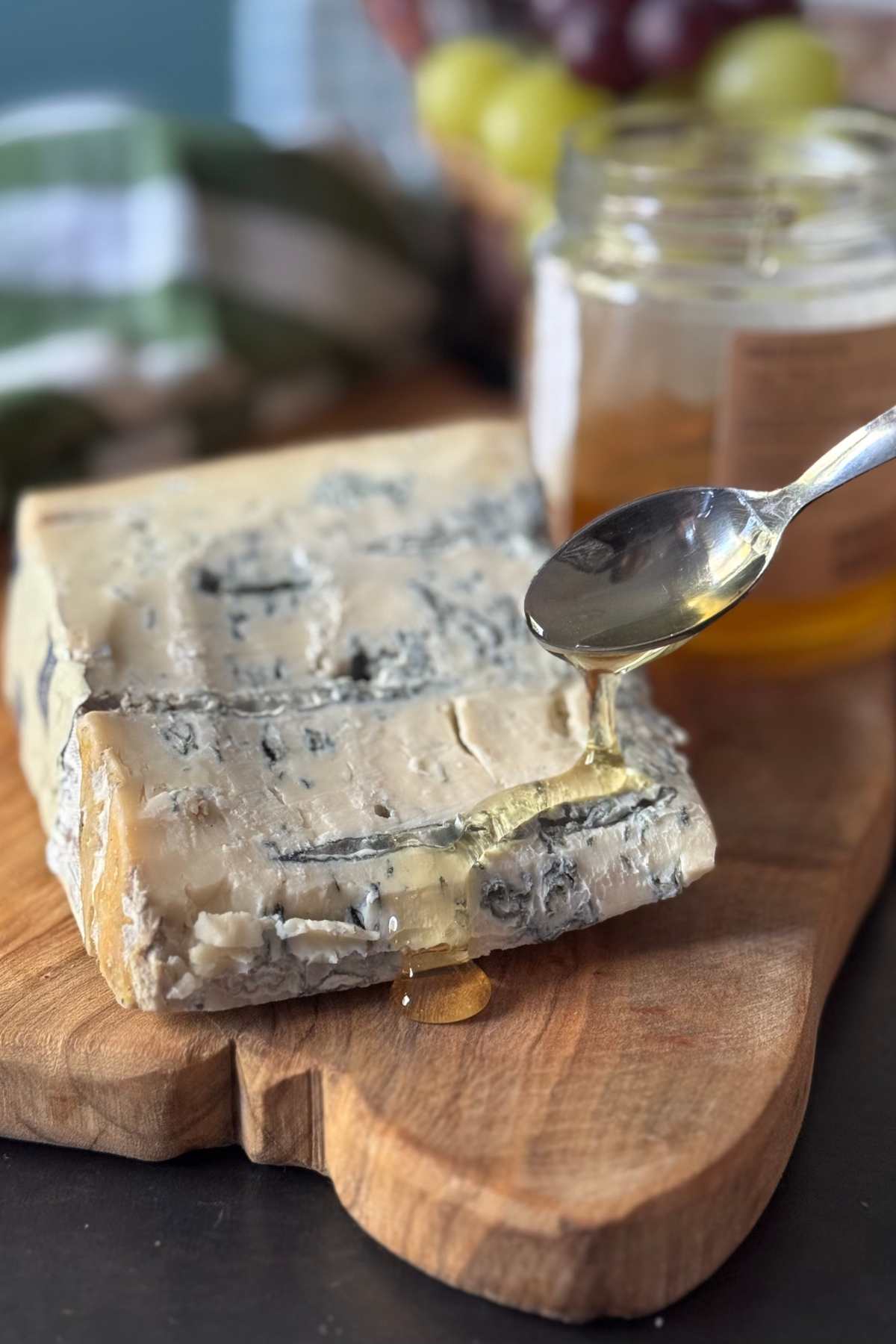 gorgonzola with honey