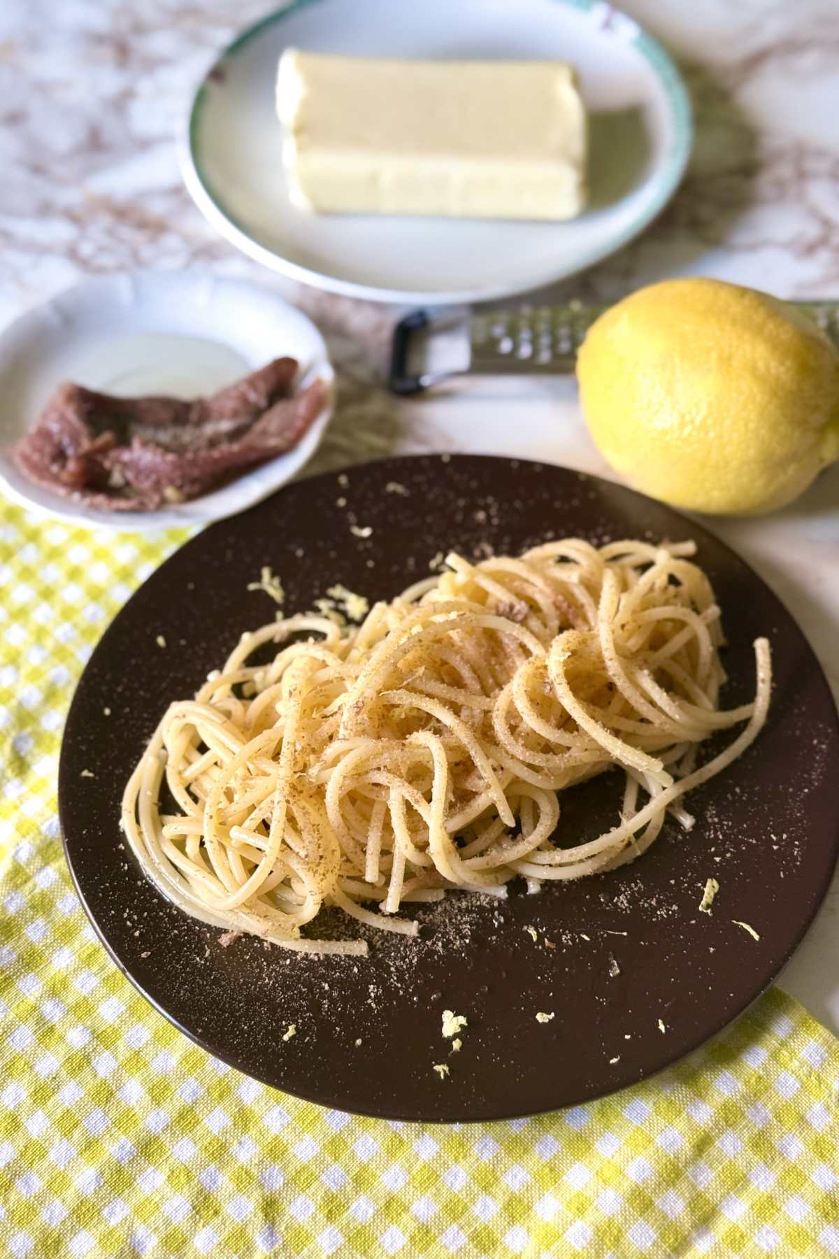 spaghetti with butter anchovies and lemon
