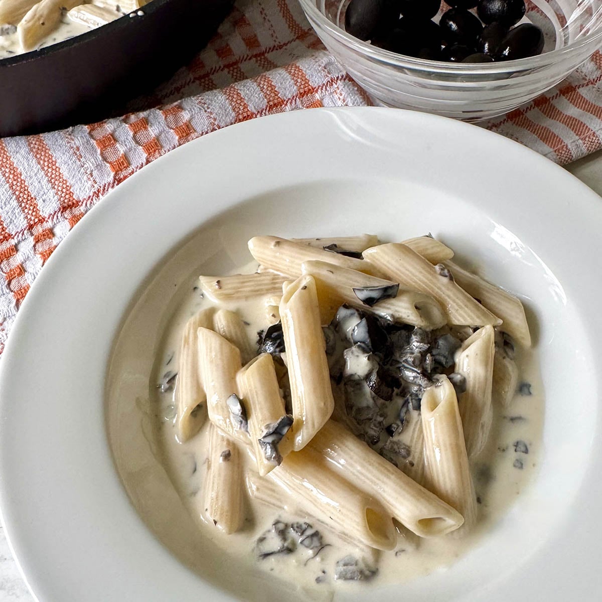 Pasta alla Cenere (Creamy Gorgonzola Pasta with Black Olives)