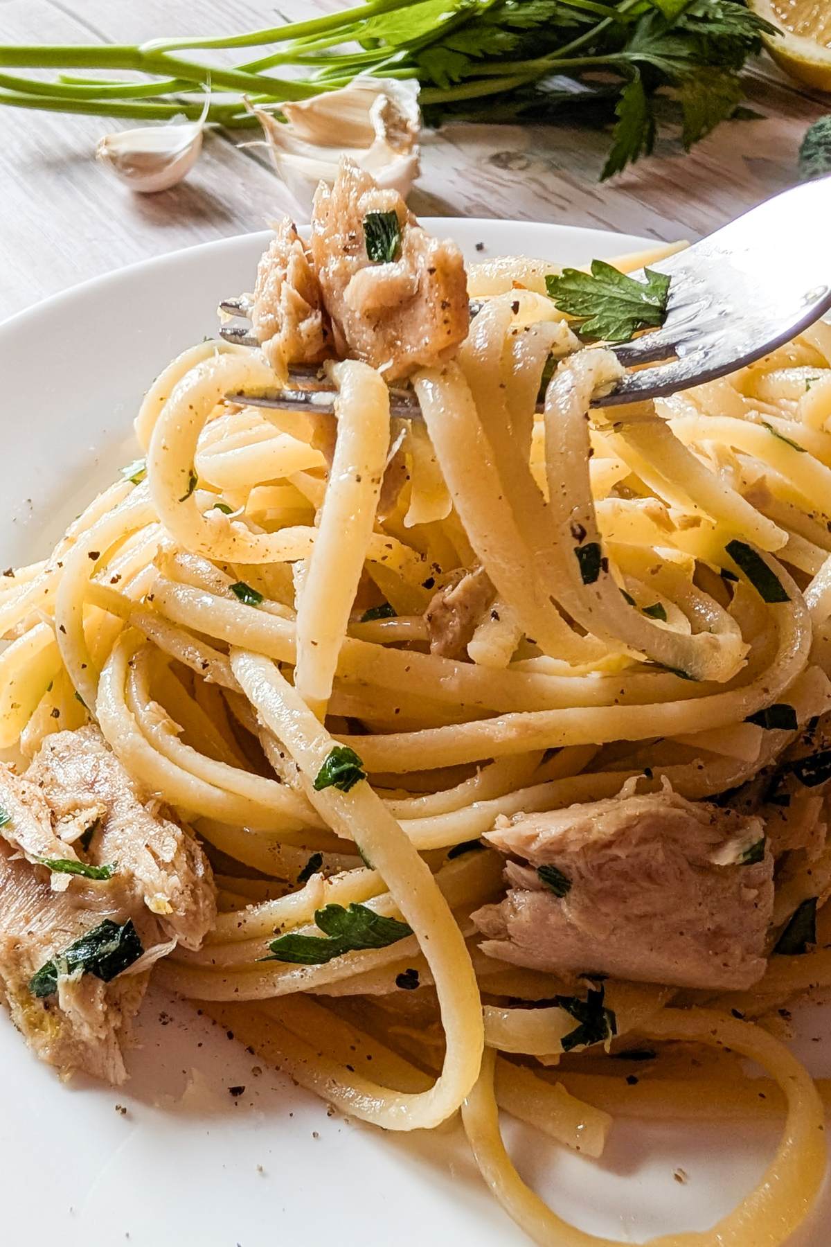 linguine with tuna and lemon