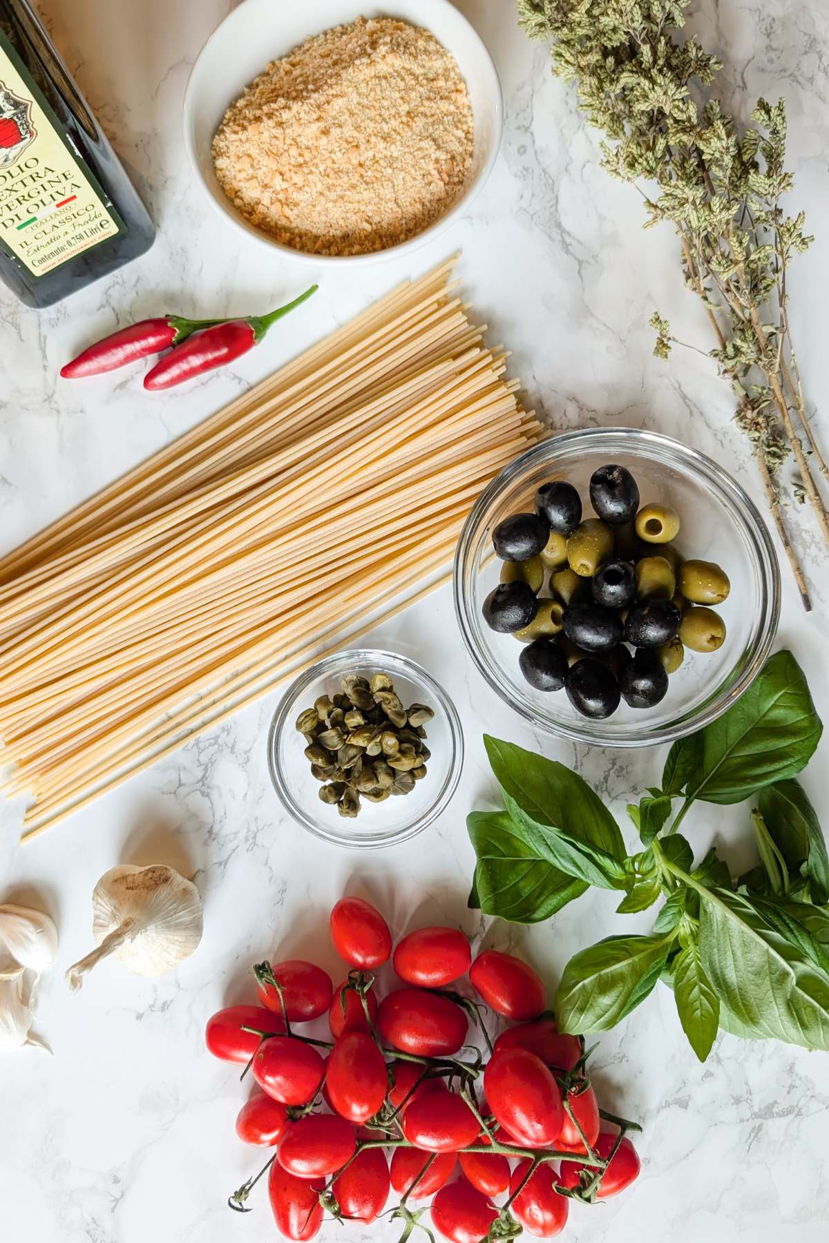 spaghetti alleoliana ingredients