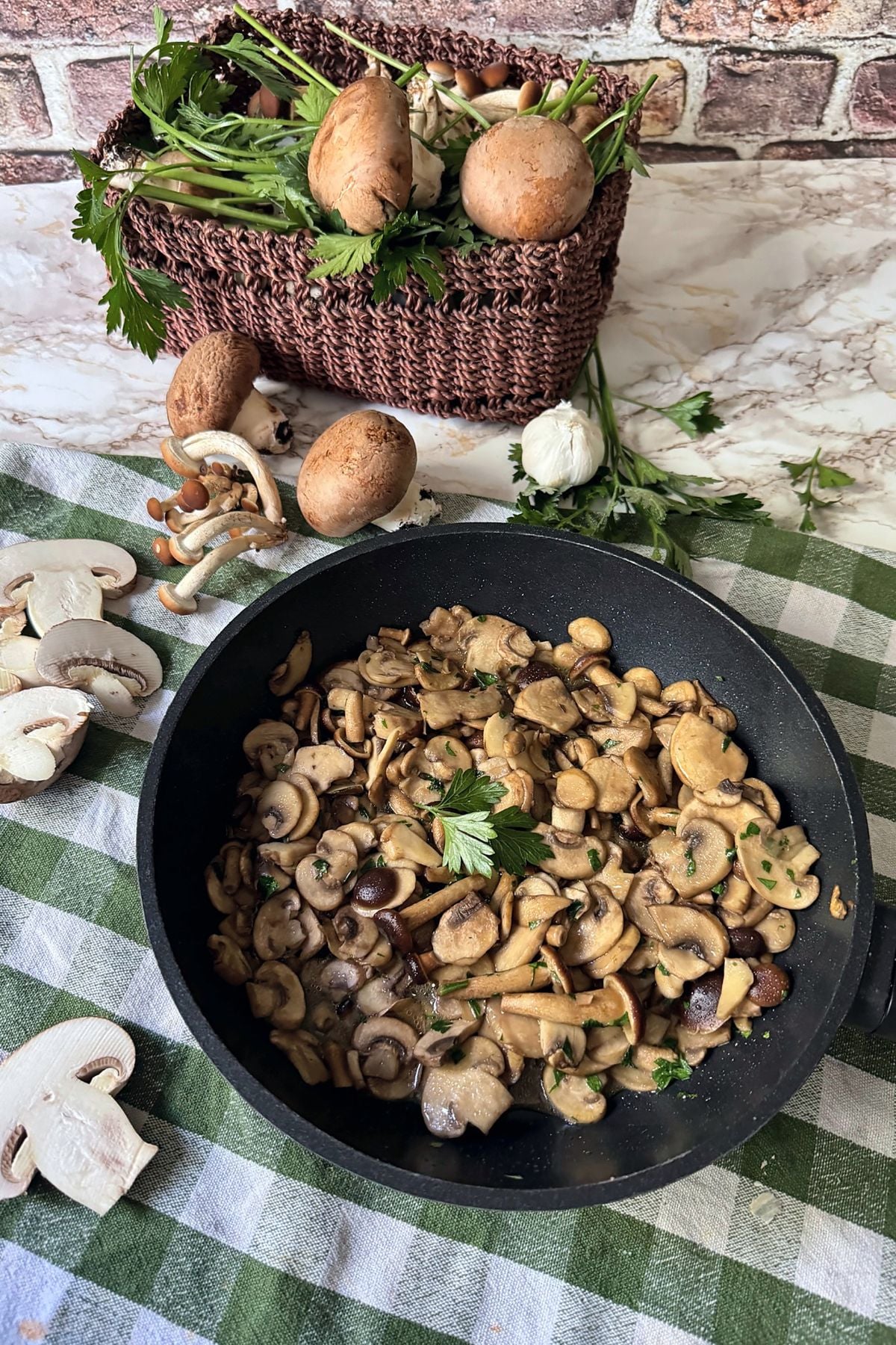 Italian sautéed mushrooms