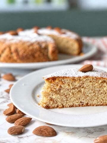 italian almond cake recipe